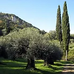 Avgoustina Venus Studios